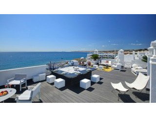 Four Bedroom Apartment Apolo 1-AB..