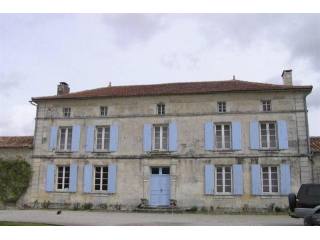 4 bedroom House For Sale: 17160 A 20..