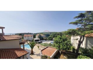 Istra, Premantura, samostojeća kuća 274 m2, 500 m plaža