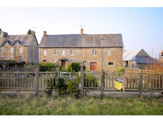Saint Sauveur La Pommeraye - House For..