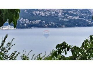 Opatija,- građevinsko zemljište iznad Opatije