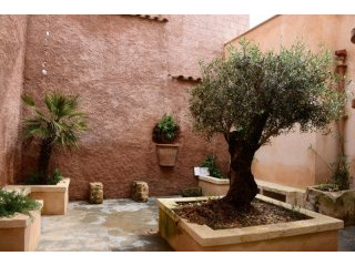 Town house with restaurant in Santanyi.
