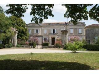 13 bedroom Castle For Sale: 33000..