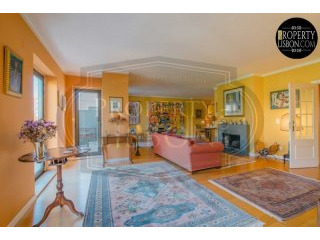 Building with Elevator T5 Duplex Lisbon..