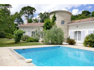Sale House Breuillet (17920) Centre