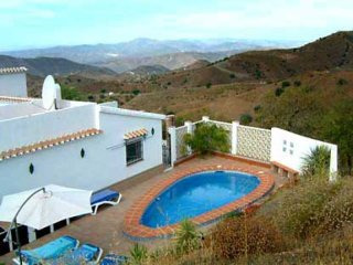 3 bedroom, 3 bathroom Finca/Country..