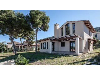 Vj1492 - Exclusive Detached Villa -..
