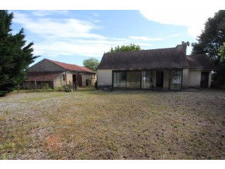 Farmhouse with 1.5 Acres