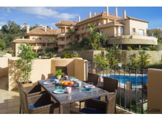 Modern lägenhet i Aloha Hill Club med 3 sovrum, öppen p..