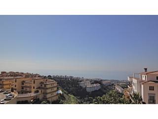 APARTMENT FOR SALE IN CALAHONDA