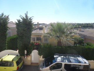 2 Bedrooms - Villa - Alicante - For Sale