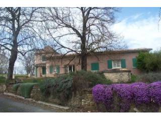 Beautiful Property Situated On 13.5..