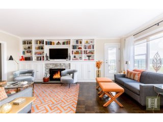 4 bedroom Apartment For Sale: 3515..