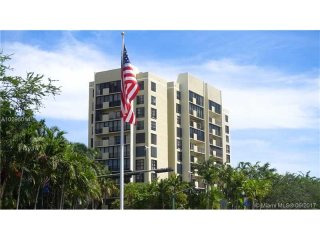 2 bedroom Flat For Sale: 77 Crandon..