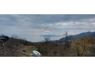 Ičiči - Sv. Petar - građevinski teren 2.150 m2
