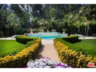 917 Loma Vista Dr | Beverly Hills..