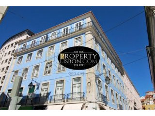 Amazing 2-bedroom penthouse apartment..