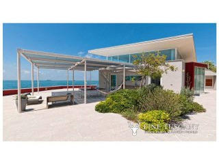 Luxury Seafront Villa for sale in..