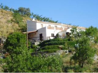 Country House For Sale In Taberno..