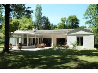 House For Sale: 33000 BORDEAUX