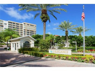 3 bedroom Town House For Sale: 1800..