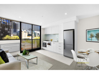 Brilliant City Edge Living with..