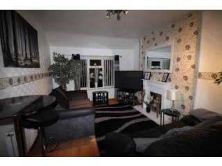 2 bedroom, Flat house for sale
