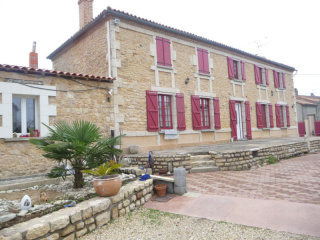 Main House with Guest Cottage