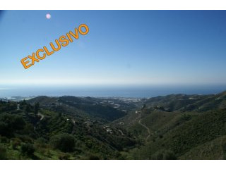 Country Houses for Sale in Torrox..