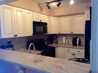 2 bedroom Flat For Sale: 63 Brandywine..