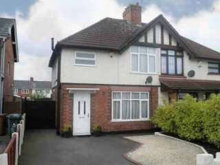 3 bedroom, Semi-detached House house..