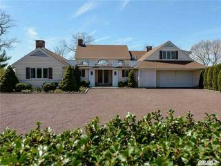 86 White Hill Rd Cold Spring Hrbr, NY..