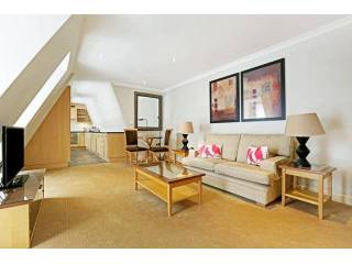 Calico House, 42 Bow Lane, London EC4M