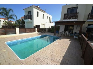 Townhouse for Sale in Kapparis
