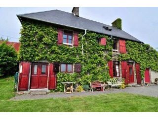 2 Bedroom Farm House For Sale