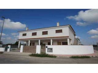 A SELECTION OF 3 BED 2 BATH APARTMENTS