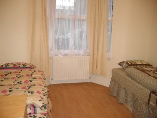 Room share for men, Zone 3, Leyton