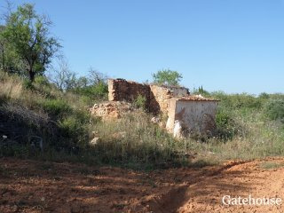 Plot With Ruin For Sale Near Boliqueime