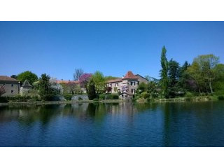 Stone House With Land And Lake