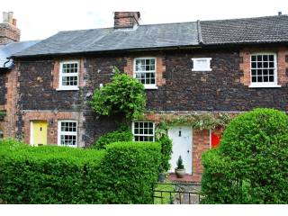 Windmill Hill, Wrotham Heath £285,000