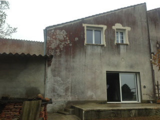 ~ 15 minutes from Angouleme, house to..