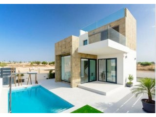 3 Bedrooms - Villa - Alicante - For Sale