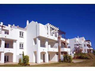 Spacious 3 Bed Sea View Golf Apartment..