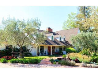4 bedroom House For Sale: 3165..