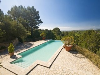 Country Estate With Views Over The..