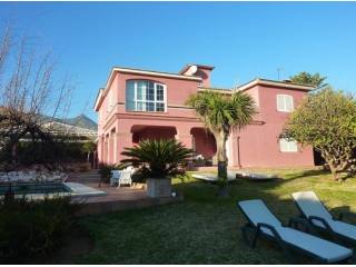 Villa for sale in Marbella Centro..