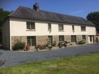 Manche - Large family house with 2.67..