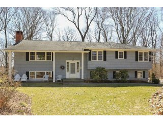 4 bedroom House For Sale: 23 Surrey..