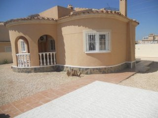 3 Bedrooms - Villa - Alicante - For Sale