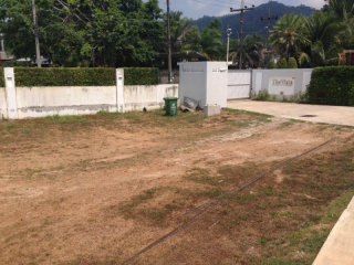 Loch Palm Land Plot 510 Sqm with Lake..